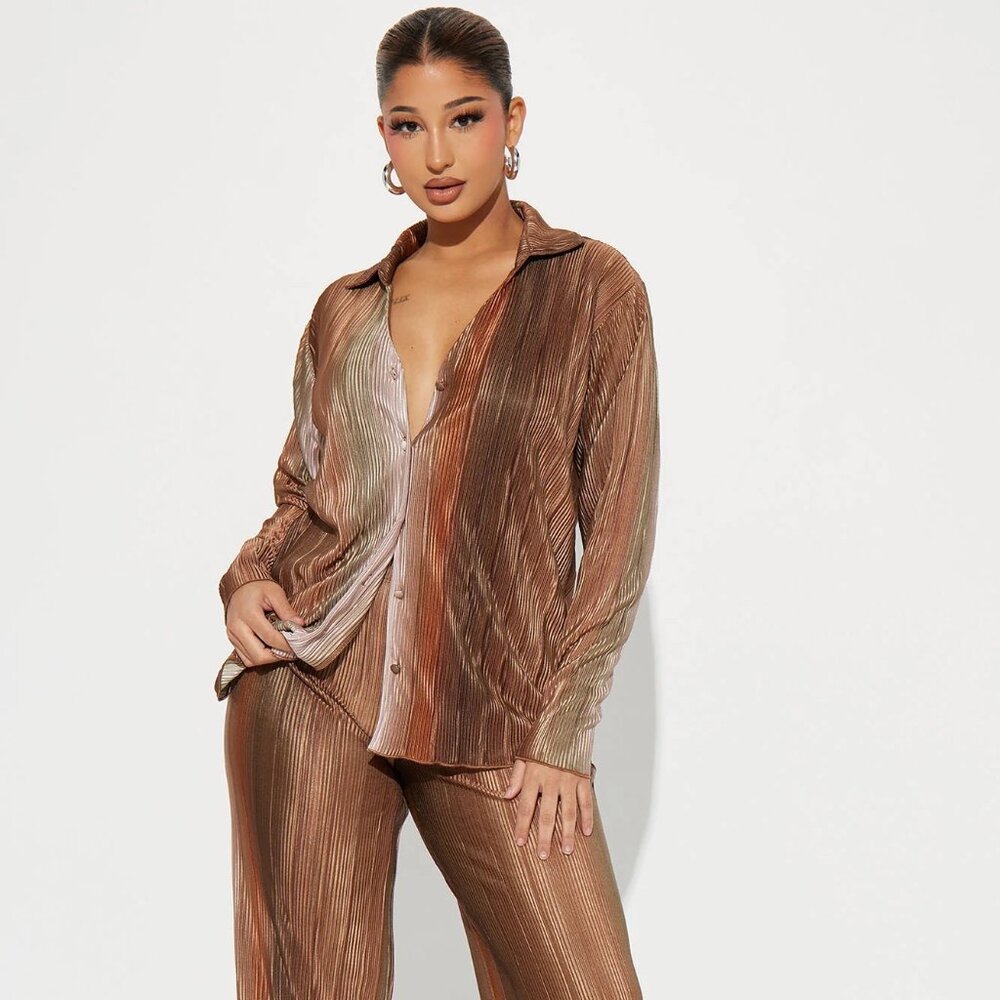 Isabel Shimmer Plisse Pant Set